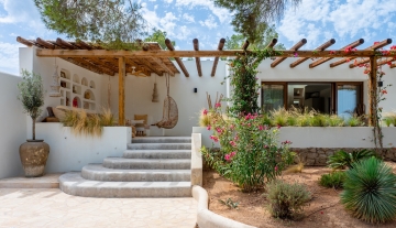 Resa Estates port des Torrent sale koop finca Ibiza house 3.jpg